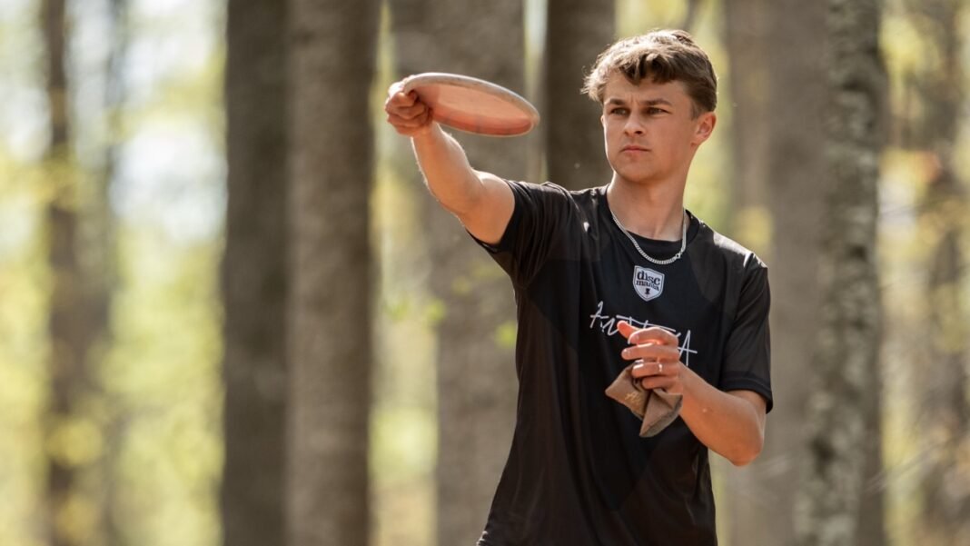 Niklas Anttila heittää Champions Cupissa 2026